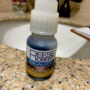 Individual professional lash glue